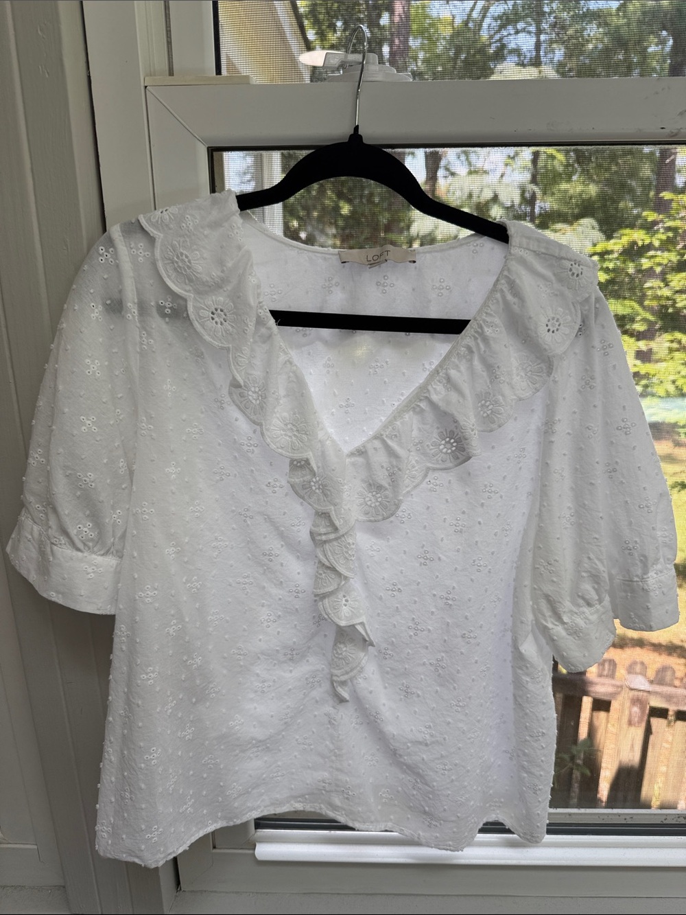 LOFT White Eyelet Ruffle V-Neck Blouse XL
